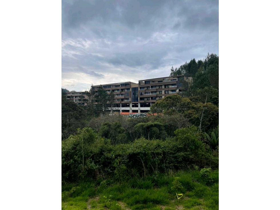 CESION DE DERECHOS EN VENTA APARTAMENTO EN EL RETIRO.