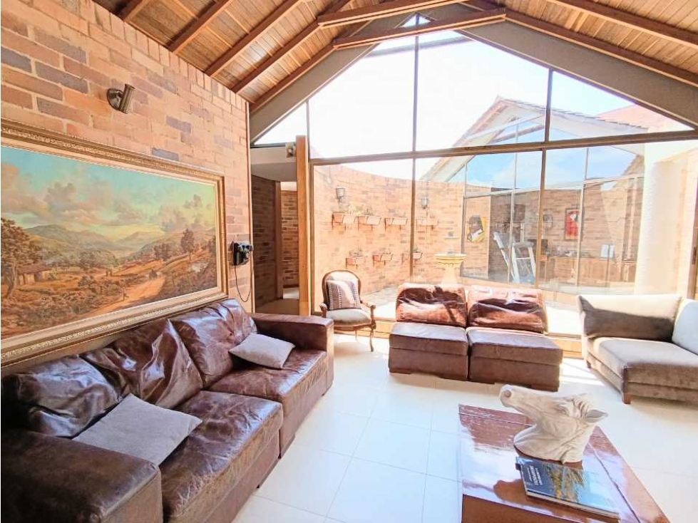 CHÍA- CASA CAMPESTRE ESPECTACULAR - 1