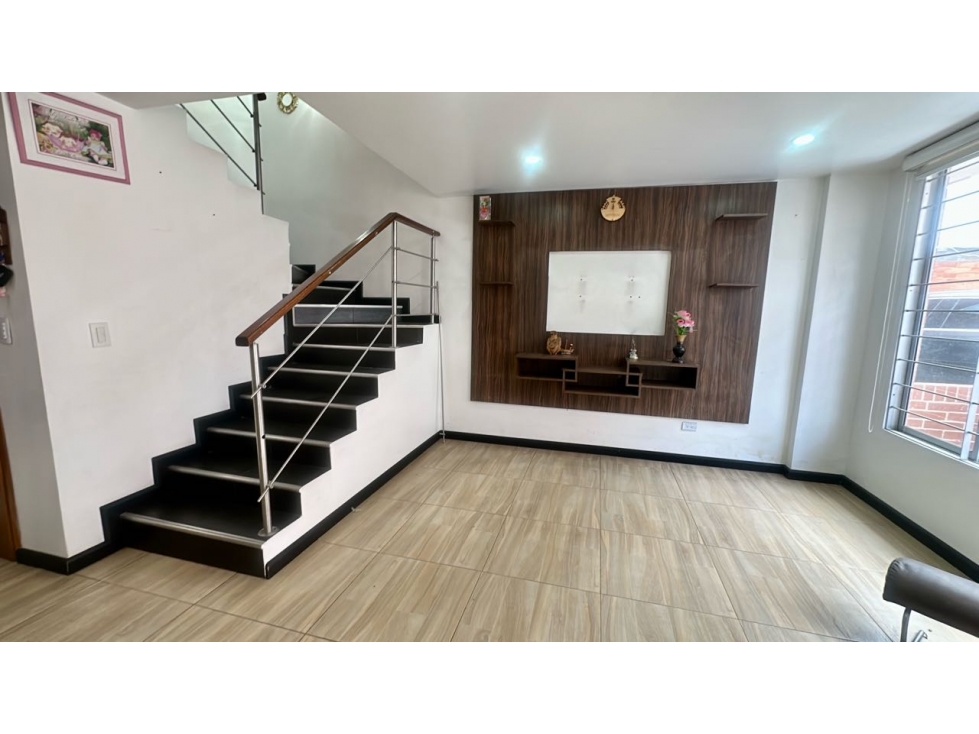 Chía vendo casa 112 m² 4 hab 2 baños, patio, terraza, depósito, grj — foto 4