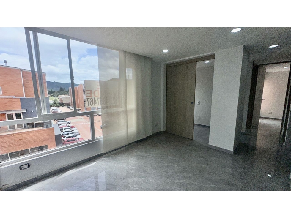 Chía vendo apto 5to piso esquinero 2 hab + estudio 50 m² — foto 5