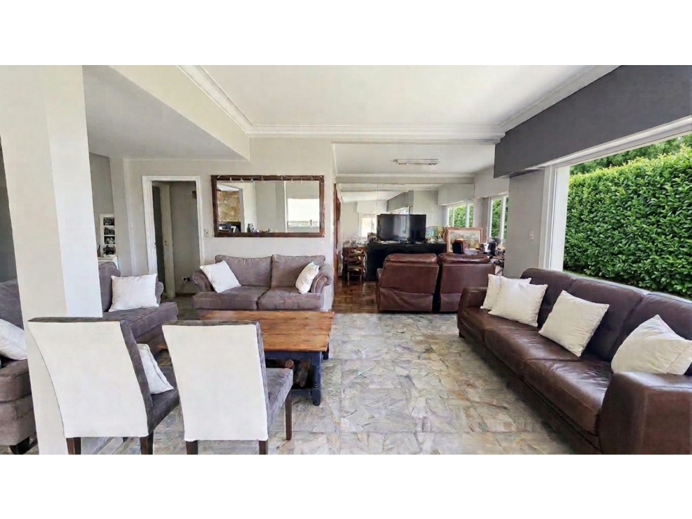 Chalet en venta en Los Troncos sobre 976 mts de lote — foto 2