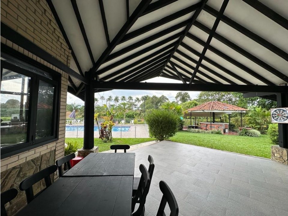 Chalet para uso residencial o vacacional en venta, via Montenegro — foto 6