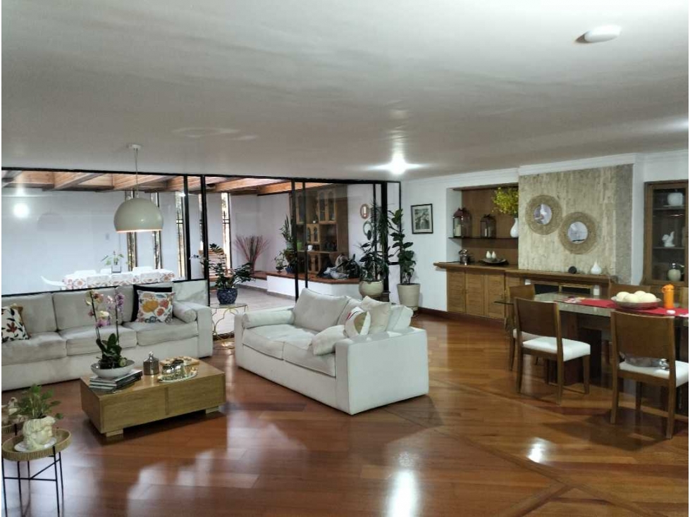 CHICO NAVARRA VENTA APTO 160m2 + 80m2 Terraza /3H