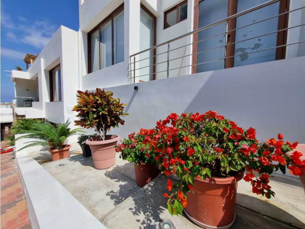 Alquilo suite, en Ciudad del Mar con vista al mar