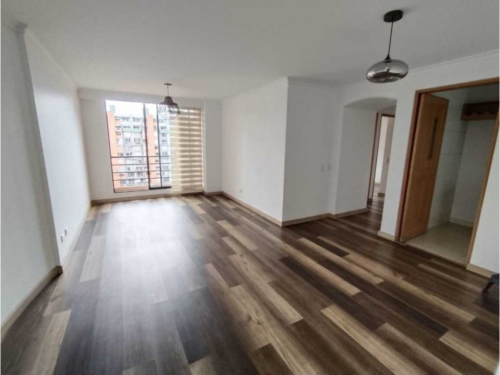 CIUDAD SALITRE VENTA APTO.83.21M2 REMODELADO 3HAB + ESTUDIO BALC $730M