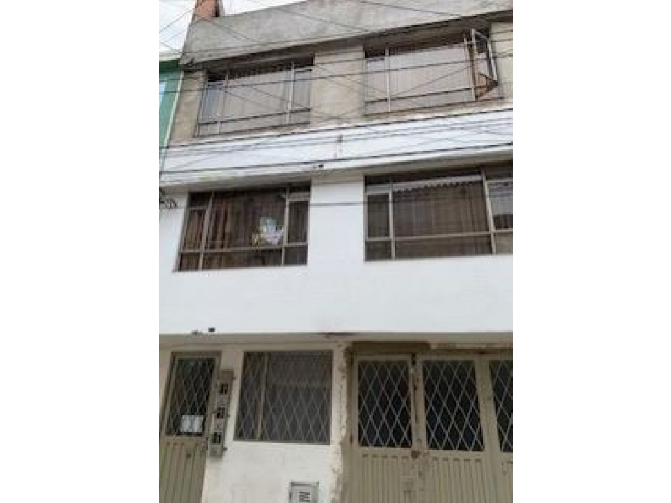 CL 136 A 100 A 18 — foto 2