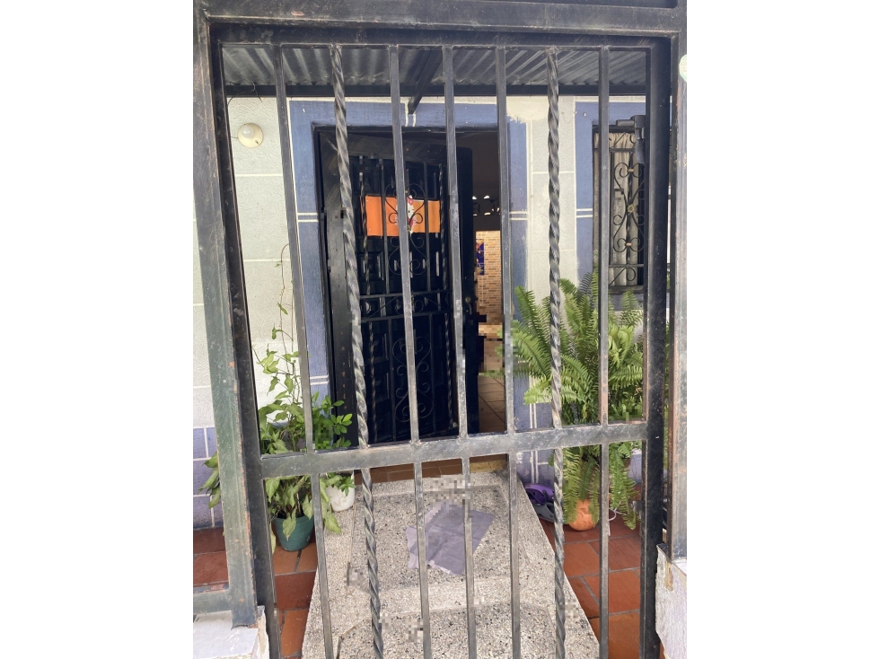 CL 2 N N.17B-31 URB. EL REGADERO