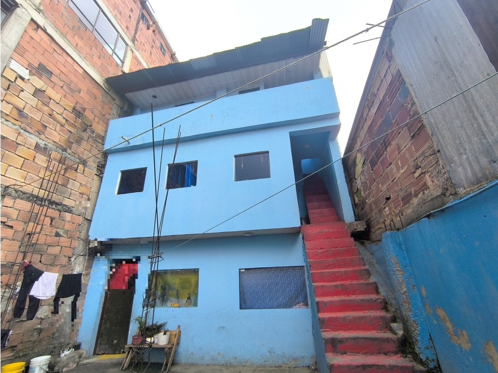 CL 3 8 83 — foto 2