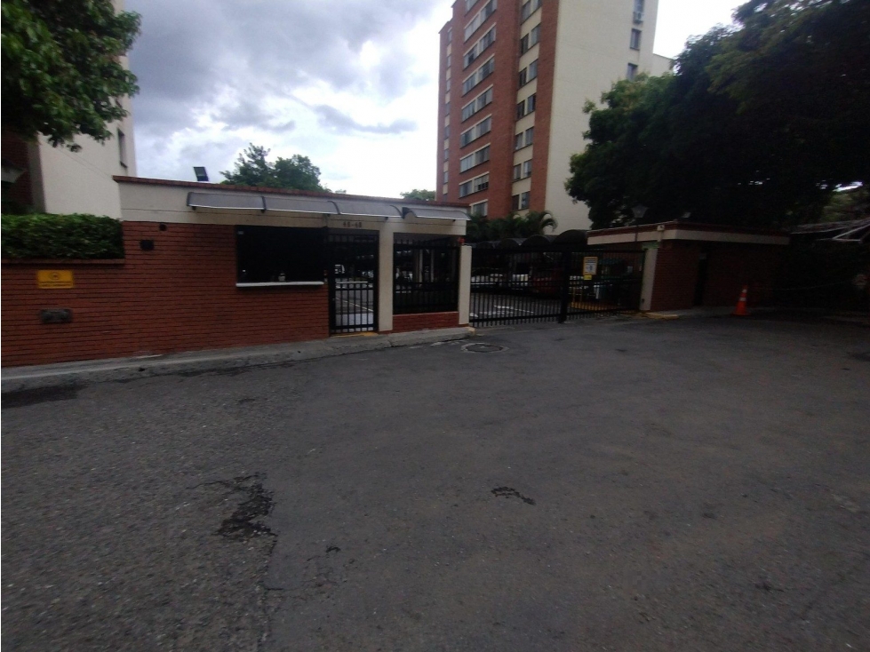 CL 5 E 46 40 AP 102A BQ A UNIDAD RESIDENCIAL SANTIAGO DE CALI III ET