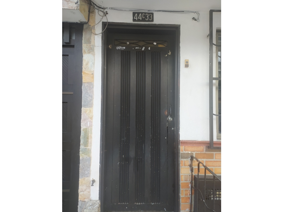 CL 64B 44C 33 SEGUNDO PISO