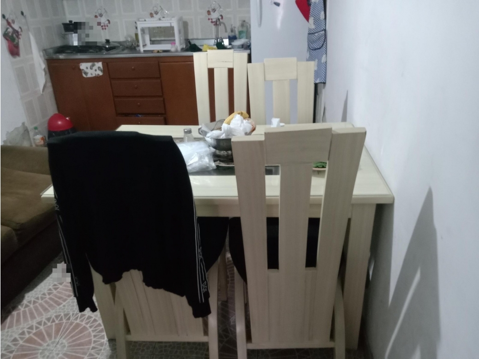 CL 68 105 C 15 PI 1 — foto 4