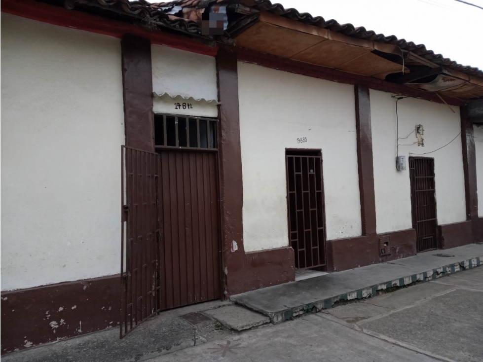 CL 8 17 B 81 — foto 2
