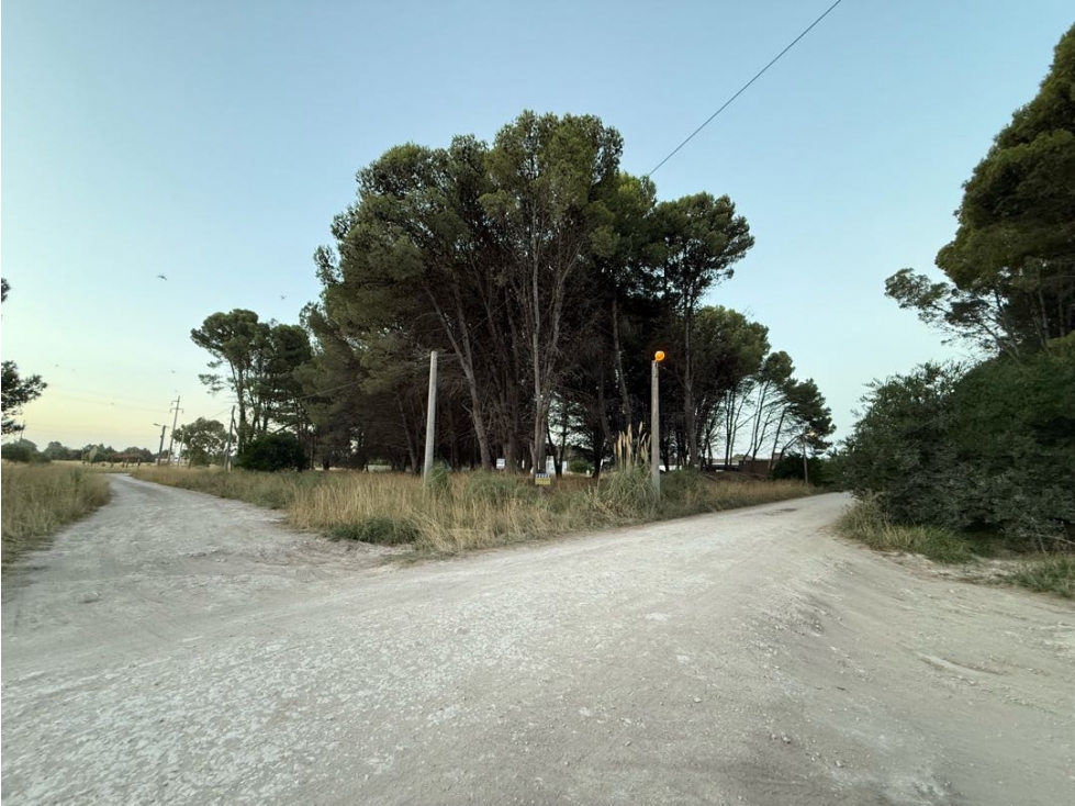 CLAROMECO -LOTE Entrada AL GOLF ................. - 2