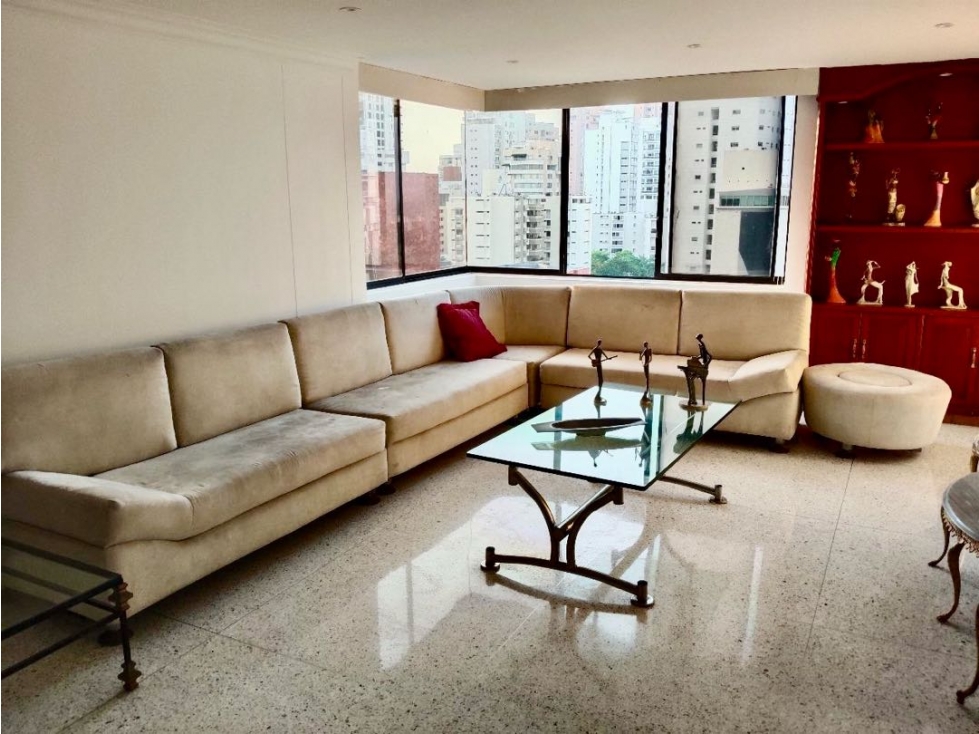 CLASICO Y AMPLIO APTO EN VENTA EN ALTO PRADO. 250 metros — foto 3