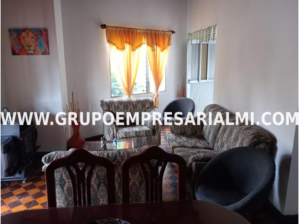 CÓMODA CASA BIFAMILIAR EN VENTA - SECTOR EL GUAYABAL COD: 32249 — foto 2