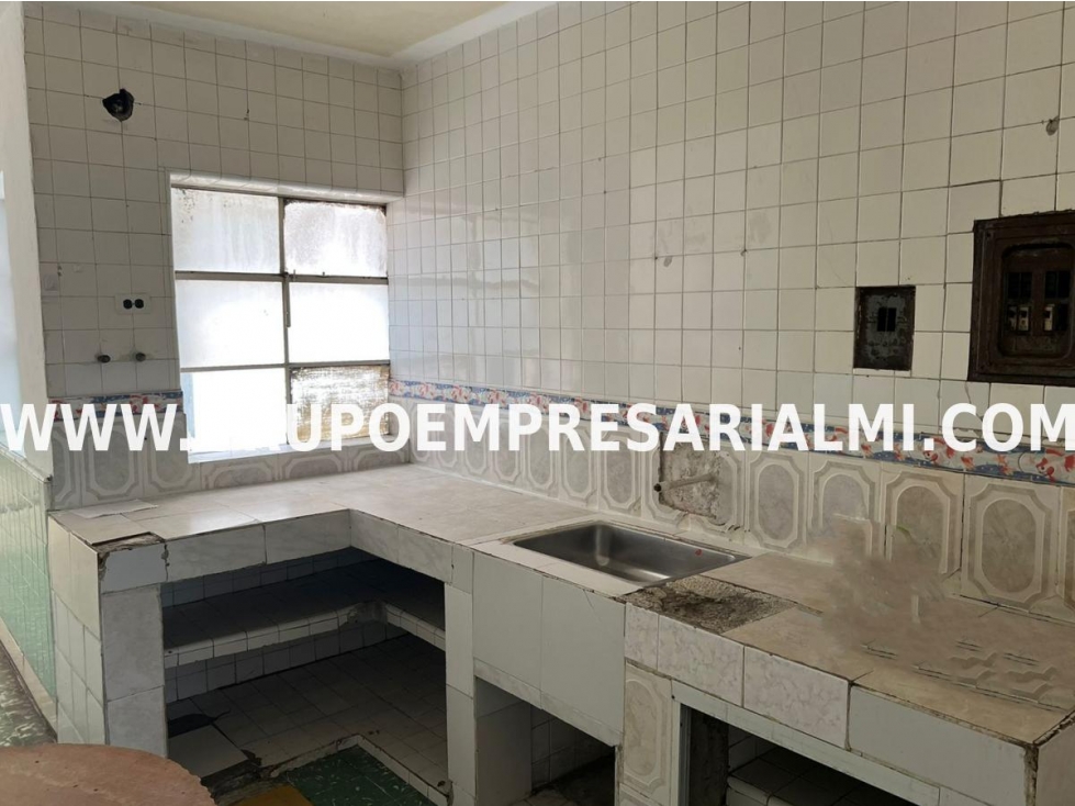 CÓMODA CASA BIFAMILIAR EN VENTA - SECTOR LA CANDELARIA COD: 33358 — foto 3