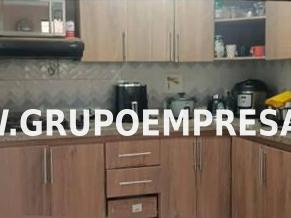 CÓMODA CASA BIFAMILIAR EN VENTA - SECTOR DOCE DE OCTUBRE COD: 33397 — foto 3