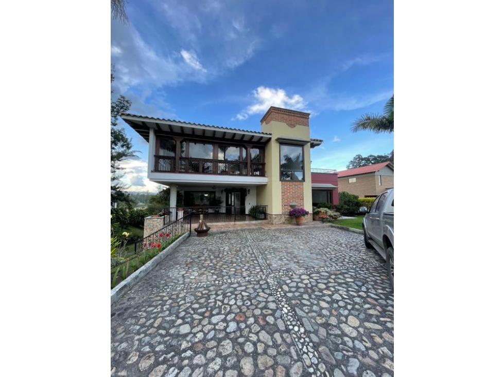 Cómoda casa en Llanogrande