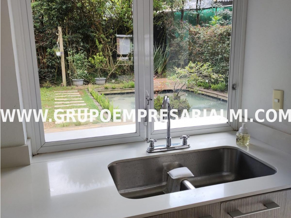 CÓMODA CASA UNIFAMILIAR EN ARRIENDO - SECTOR EL RETIRO COD: 33517 — foto 4
