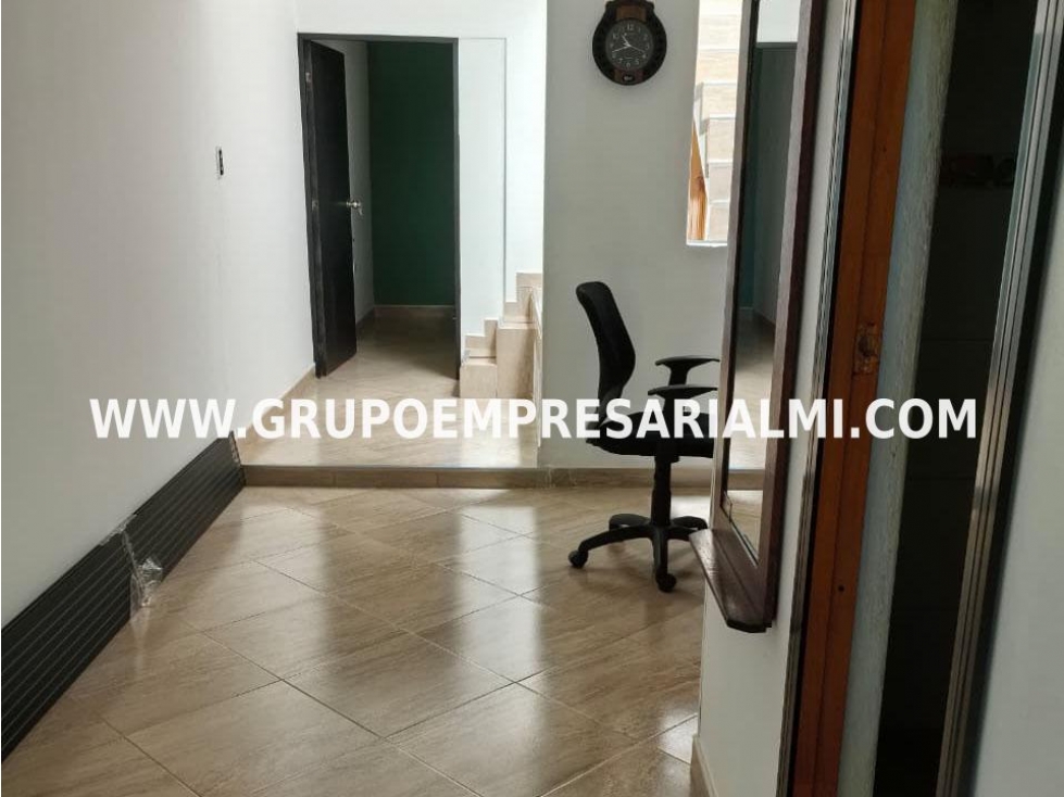 CÓMODA CASA UNIFAMILIAR EN VENTA - SECTOR EL DIAMANTE COD: 33933 — foto 4