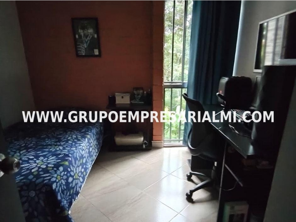 CÓMODA CASA UNIFAMILIAR EN VENTA - SECTOR EL DIAMANTE COD: 33933 — foto 5
