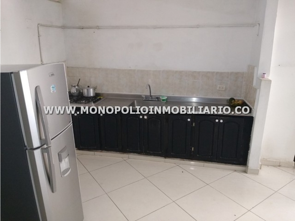 CÓMODA CASA BIFAMILIAR EN VENTA - SECTOR SIMÓN BOLÍVAR COD: 16508 — foto 5