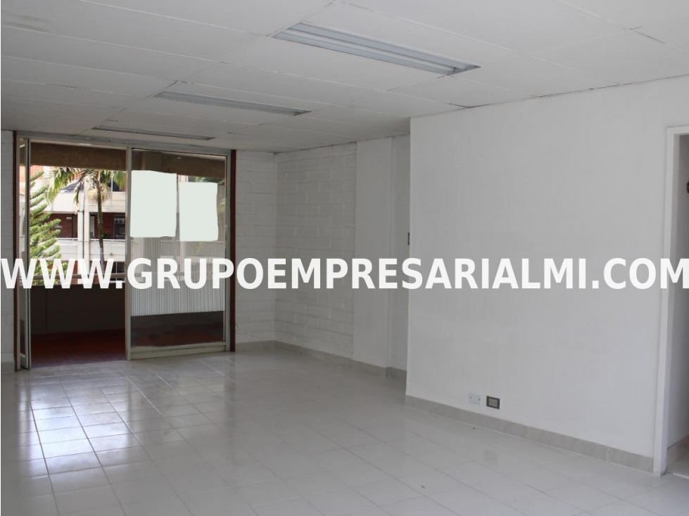 CÓMODA OFICINA EN ARRIENDO - SECTOR VILLA NUEVA, BELÉN COD: 31936 — foto 4
