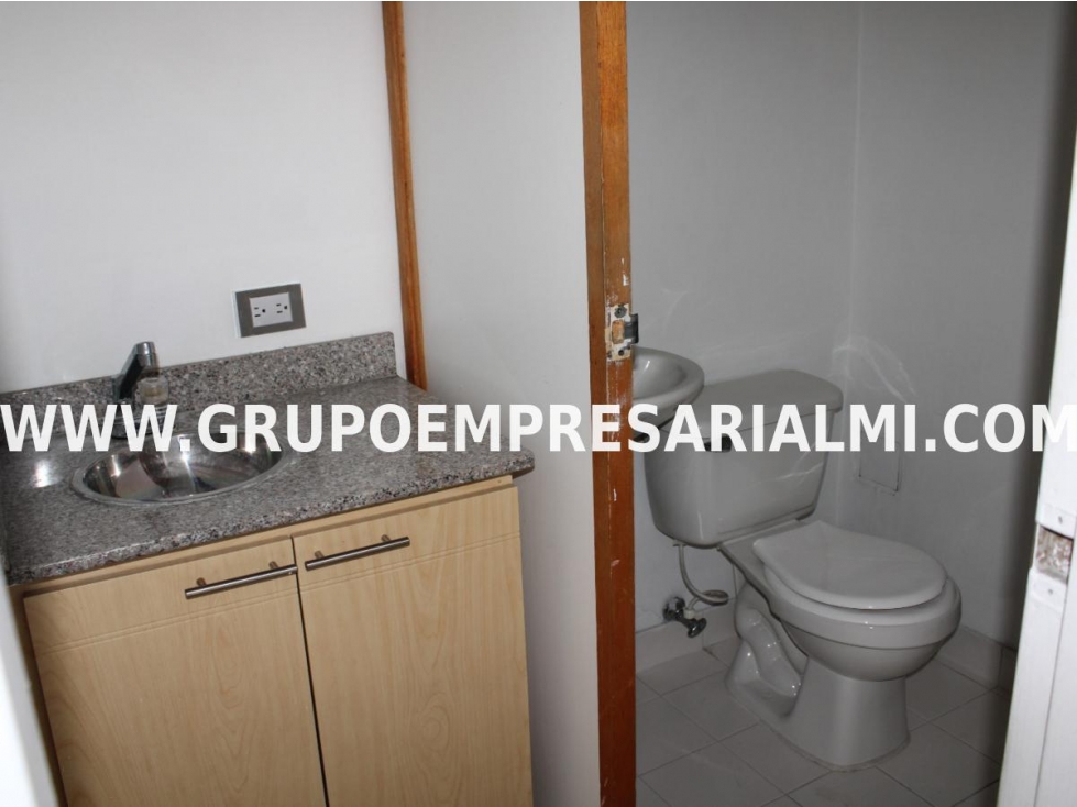 CÓMODA OFICINA EN ARRIENDO - SECTOR VILLA NUEVA, BELÉN COD: 31936 — foto 6