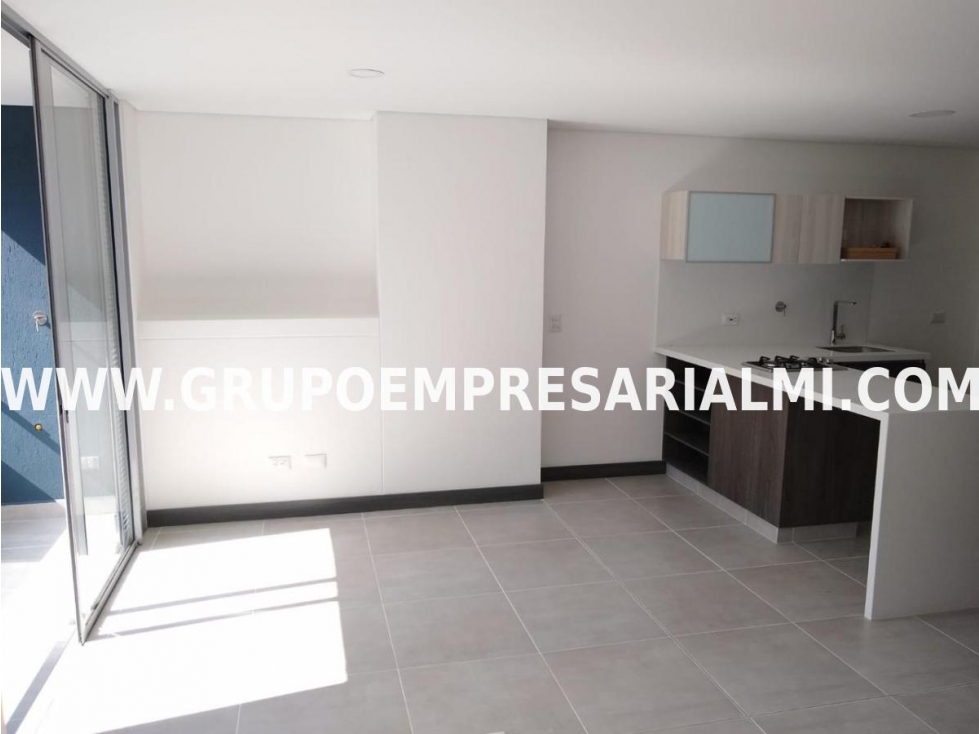 CÓMODO APARTAESTUDIO EN ARRIENDO - SECTOR DE CIUDAD DEL RÍO COD: 30882