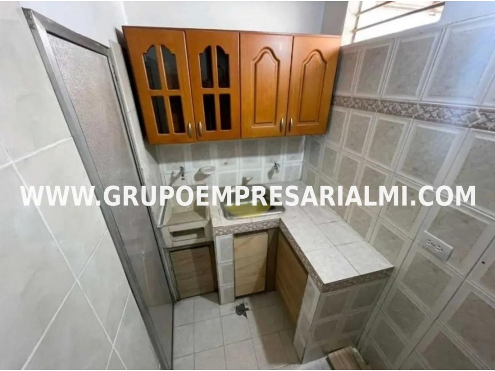 CÓMODO APARTAESTUDIO EN ARRIENDO - SECTOR MIRAVALLE COD: 33701 — foto 4