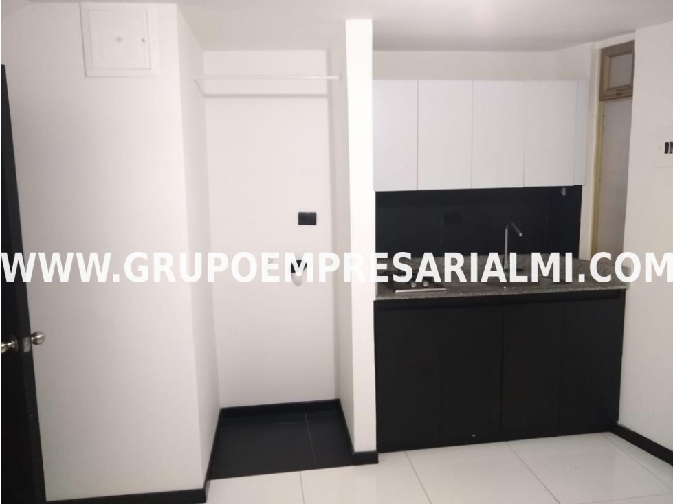 CÓMODO APARTAESTUDIO EN VENTA - SECTOR LAURELES COD: 31906