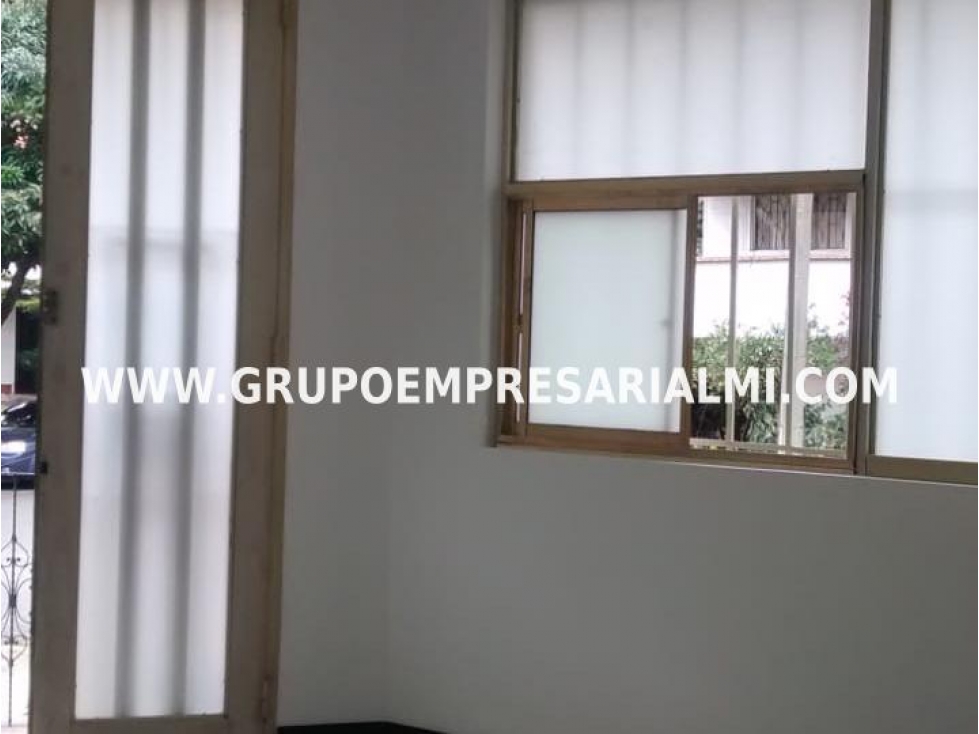 CÓMODO APARTAESTUDIO EN VENTA - SECTOR LAURELES COD: 31906 — foto 5