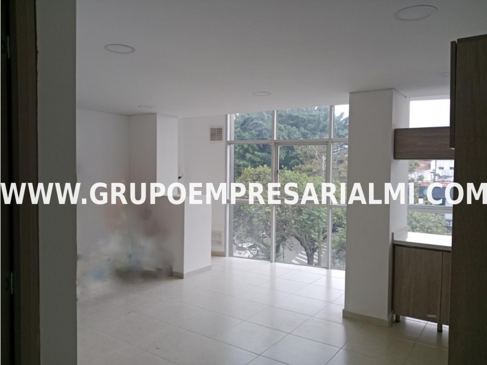 CÓMODO APARTAESTUDIO EN VENTA - SECTOR LAURELES COD: 31927 — foto 4