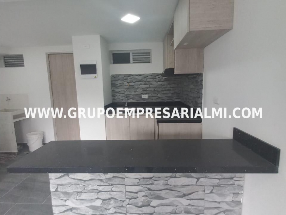 CÓMODO APARTAMENTO EN ARRIENDO - SECTOR CALASANZ COD: 32014 — foto 2