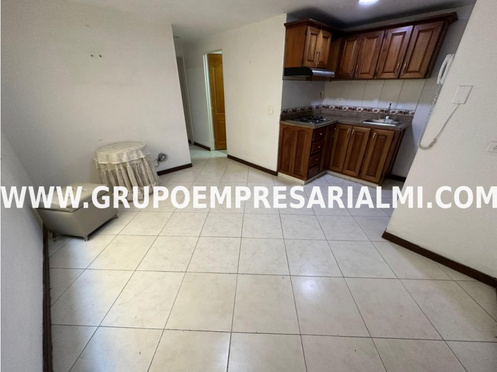 CÓMODO APARTAMENTO EN ARRIENDO - SECTOR LA AMÉRICA COD: 32191 — foto 3