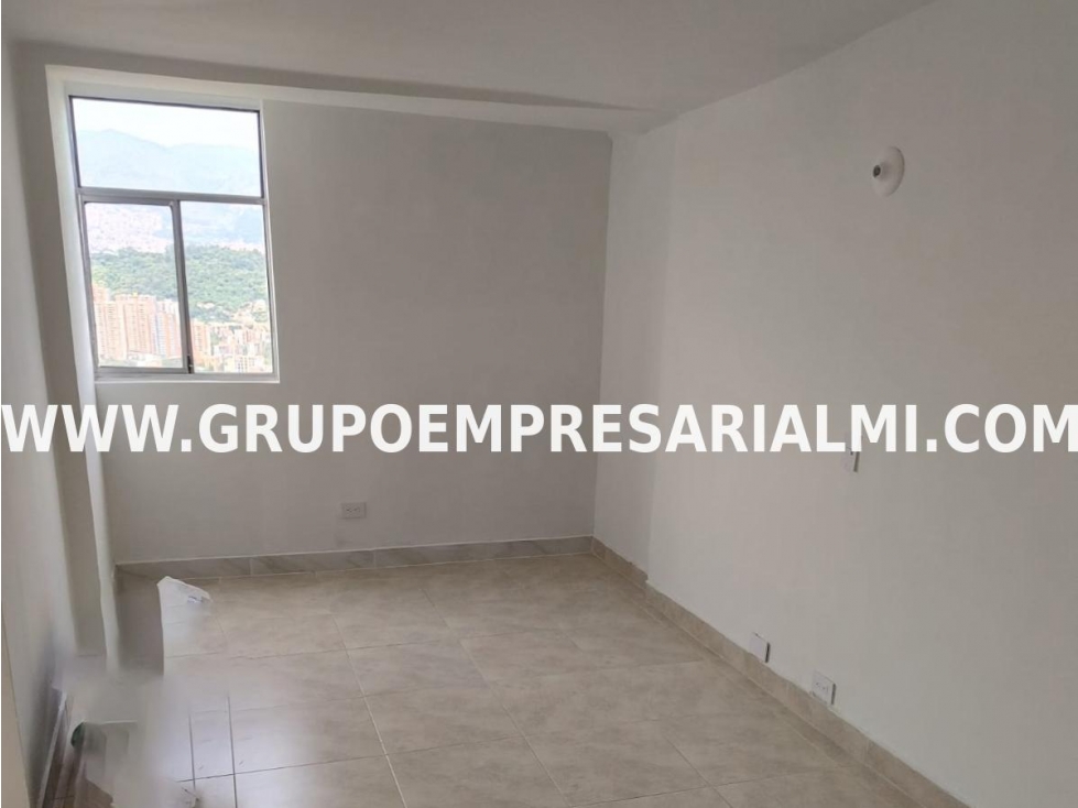 CÓMODO APARTAMENTO EN ARRIENDO - SECTOR CALASANZ COD: 32792 — foto 2