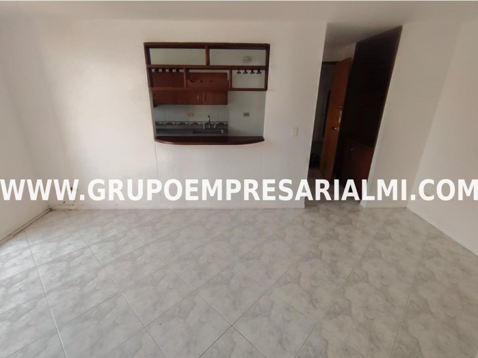 CÓMODO APARTAMENTO EN ARRIENDO - SECTOR CASTROPOL COD: 33550 — foto 6