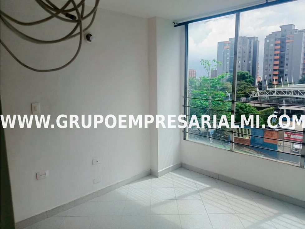 CÓMODO APARTAMENTO EN ARRIENDO - SECTOR SIMÓN BOLÍVAR COD: 7018 — foto 6