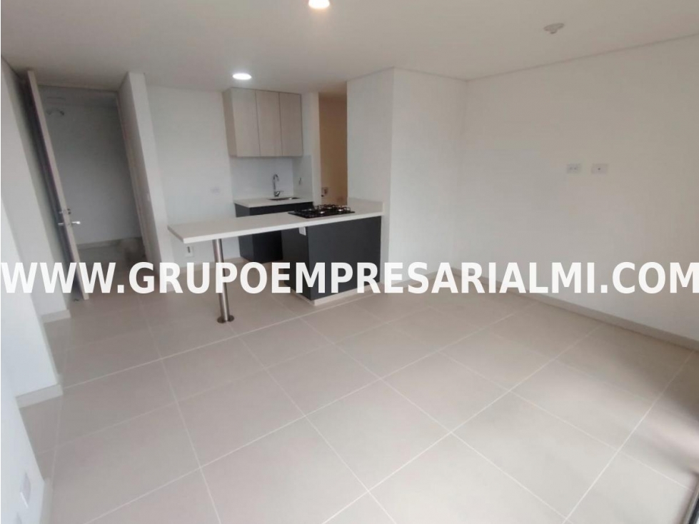CÓMODO APARTAMENTO EN ARRIENDO - SECTOR LA TABLAZA COD: 33776
