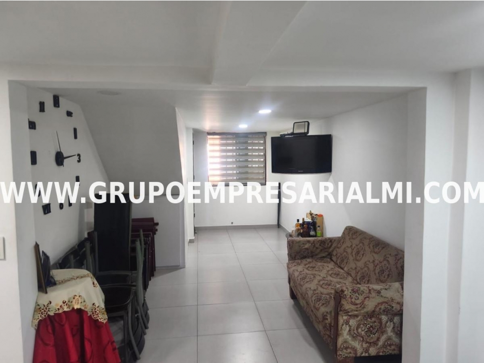 CÓMODO APARTAMENTO EN ARRIENDO - SECTOR GUAYABAL COD: 33893 — foto 2