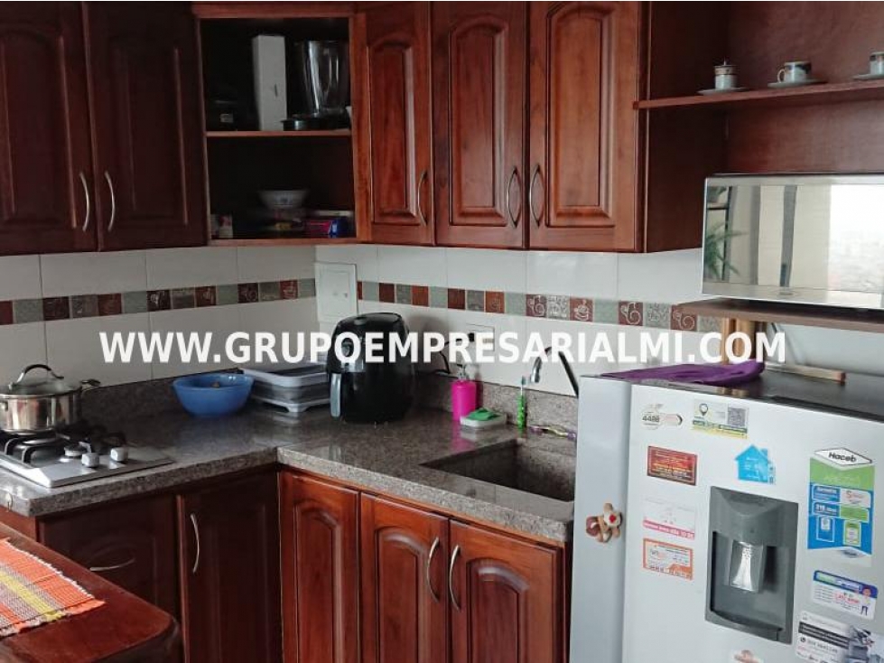 CÓMODO APARTAMENTO EN VENTA - SECTOR CALASANZ COD: 28879 — foto 2