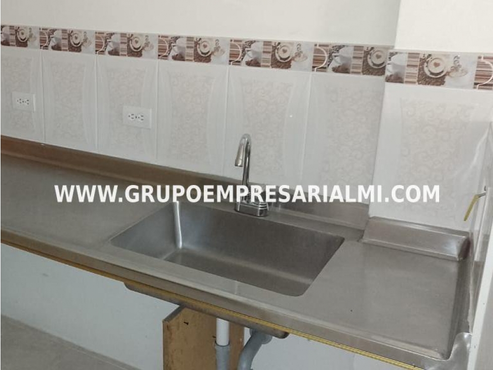 CÓMODO APARTAMENTO EN VENTA - SECTOR LA CANDELARIA COD: 29462 — foto 3