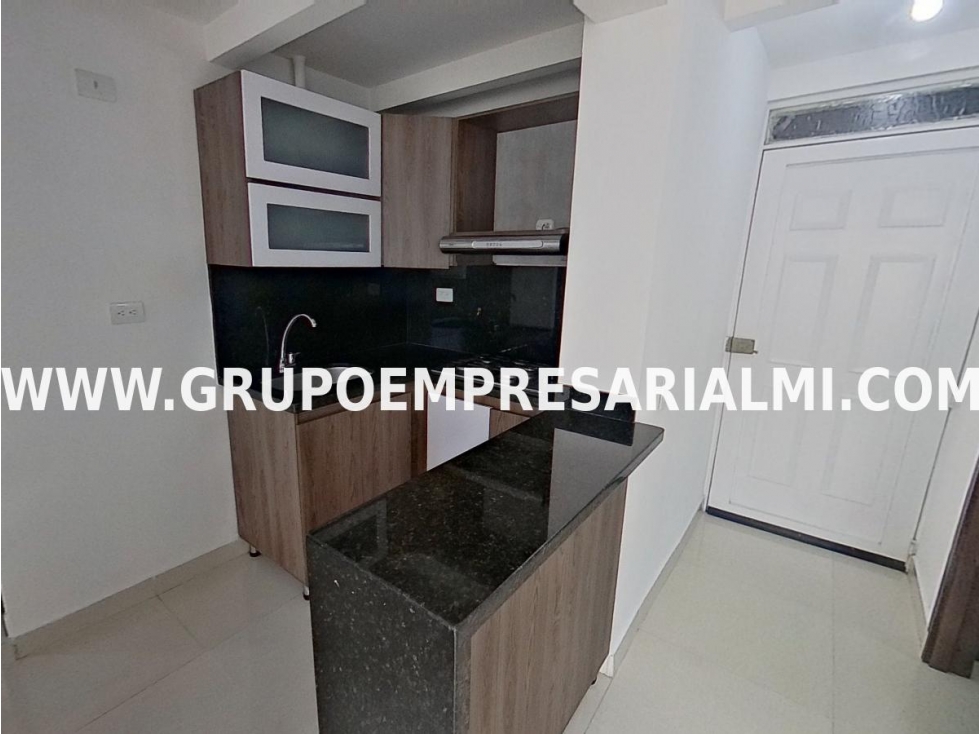 CÓMODO APARTAMENTO EN VENTA - SECTOR PAJARITO COD: 31143