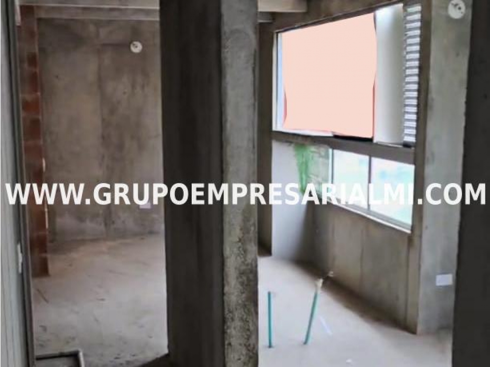 CÓMODO APARTAMENTO EN VENTA - SECTOR PRIMAVERA COD: 32346