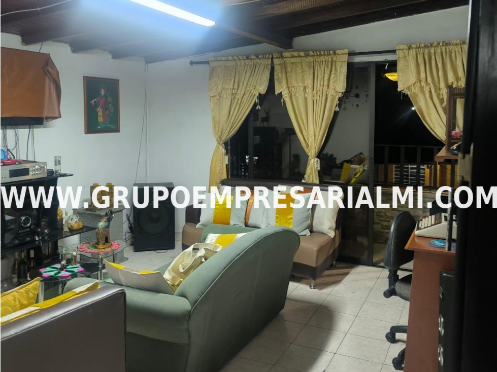 CÓMODO APARTAMENTO EN VENTA - SECTOR LA MANGUALA COD: 32430