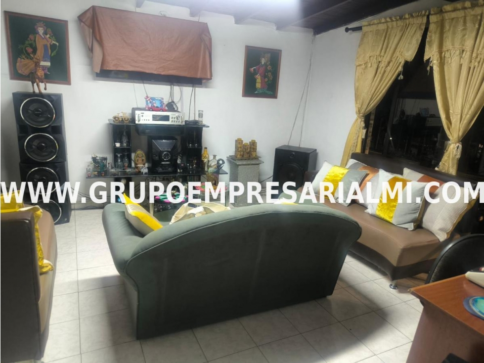 CÓMODO APARTAMENTO EN VENTA - SECTOR LA MANGUALA COD: 32430 — foto 2