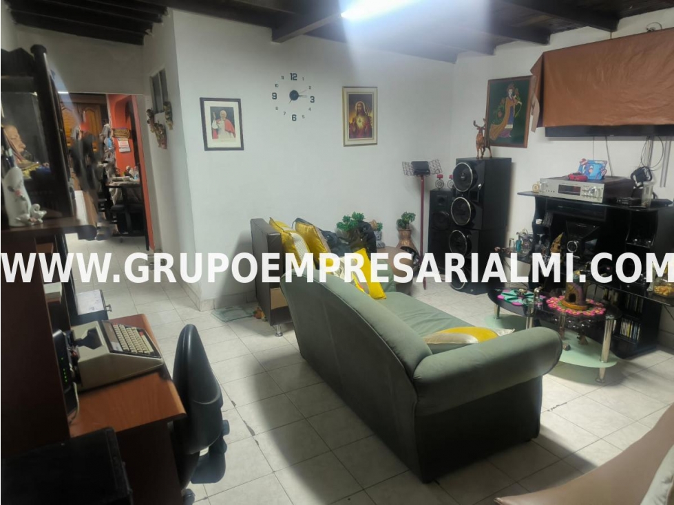 CÓMODO APARTAMENTO EN VENTA - SECTOR LA MANGUALA COD: 32430 — foto 3