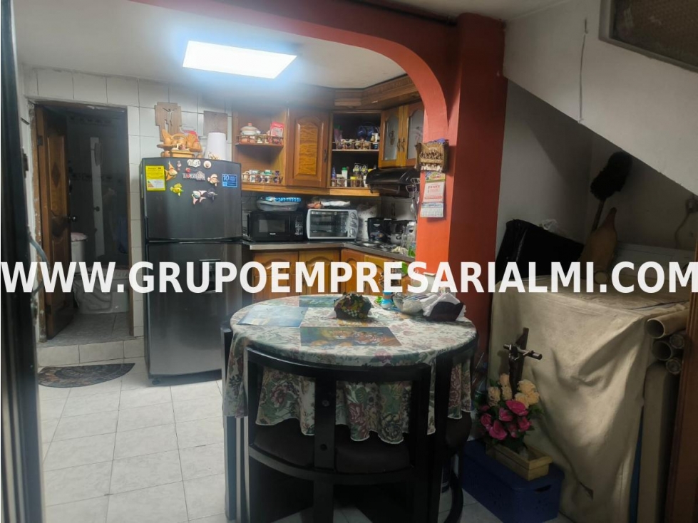 CÓMODO APARTAMENTO EN VENTA - SECTOR LA MANGUALA COD: 32430 — foto 4