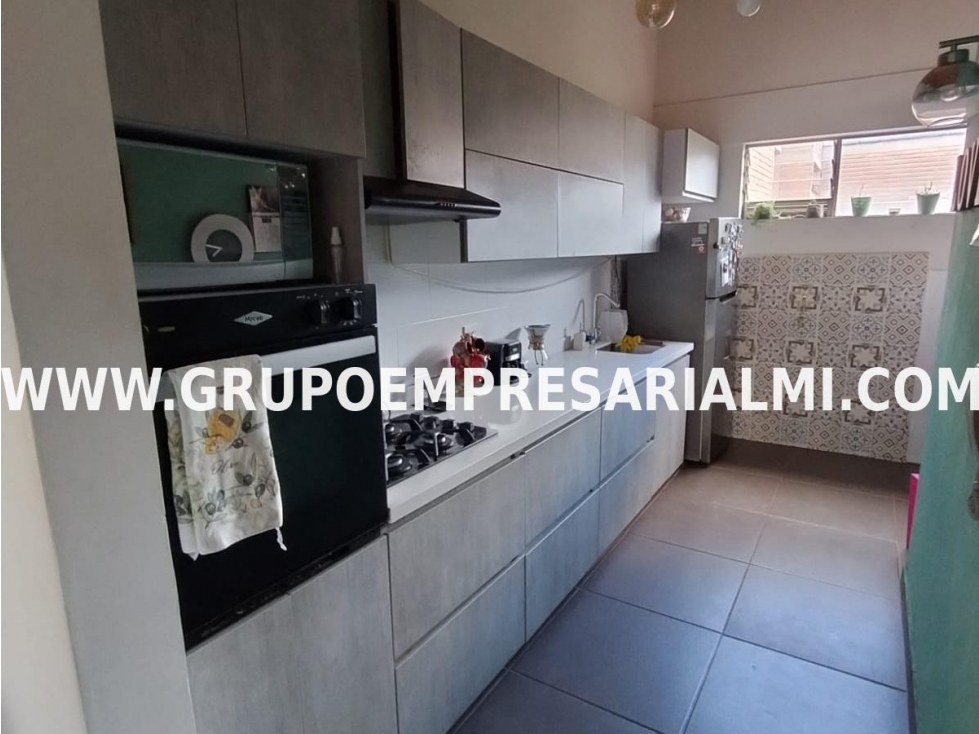 CÓMODO APARTAMENTO EN VENTA - SECTOR ALCALÁ COD: 32731 — foto 3