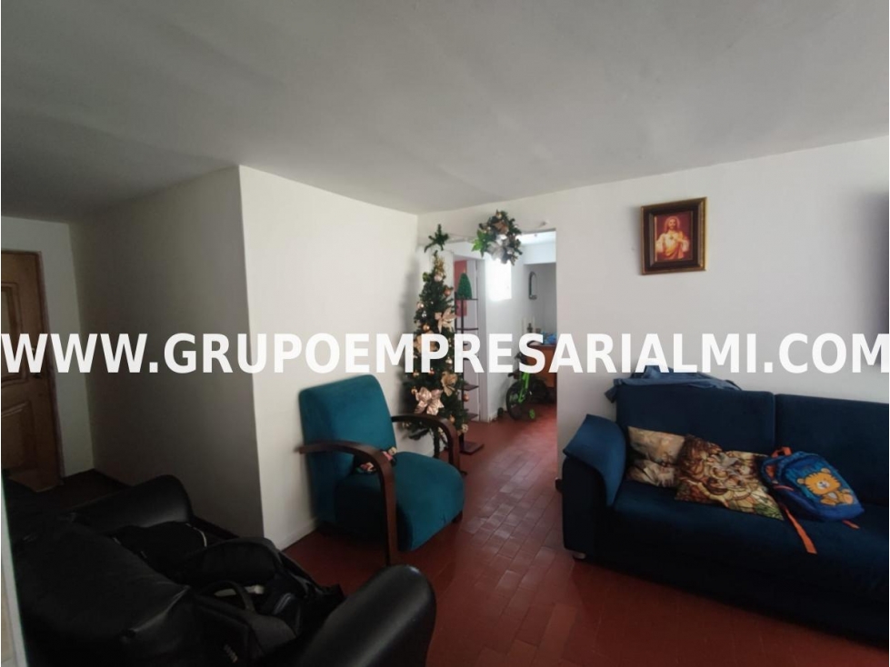 CÓMODO APARTAMENTO EN VENTA - SECTOR LA MILAGROSA COD: 33274